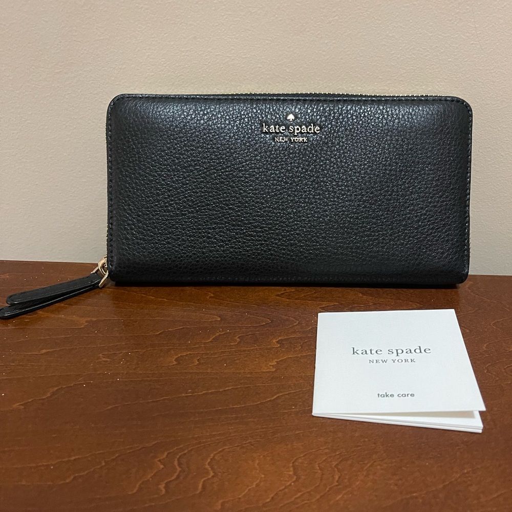 NWT Kate Spade Black Textured Wallet